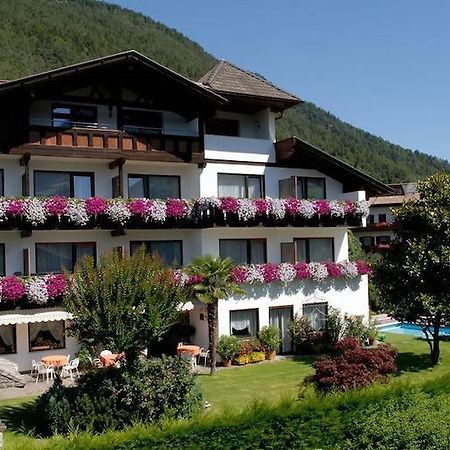 Pension Kleon Rifiano Exterior photo